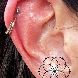 Double helix piercing • <a style="font-size:0.8em;" href="http://www.flickr.com/photos/122258963@N04/13611254135/" target="_blank">View on Flickr</a>