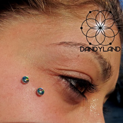 AntiBrow Surface Piercing • <a style="font-size:0.8em;" href="http://www.flickr.com/photos/122258963@N04/13611250563/" target="_blank">View on Flickr</a>